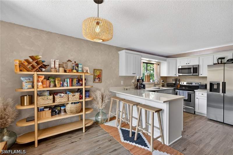 3 bedroom Townhouse at 1466 Park Shore Cir 3, Hamlet, Fort Myers — photo 5