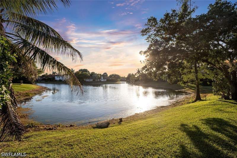 4 bedroom SingleFamilyResidence at 8037 Vera Cruz Way, Monterey, Naples — photo 4
