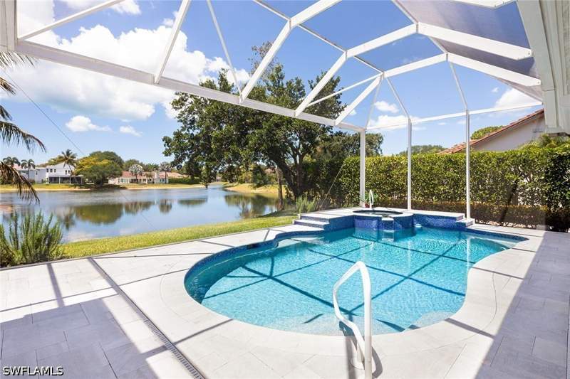 4 bedroom SingleFamilyResidence at 8037 Vera Cruz Way, Monterey, Naples — photo 5