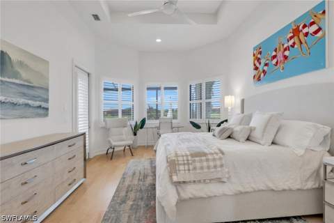 6685 Costa Cir, Naples FL - photo 18 of 37
