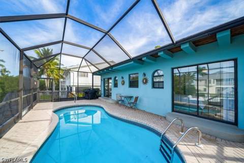 1283 Grand Canal Dr, Naples FL - photo 17 of 34