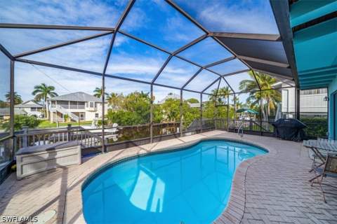 1283 Grand Canal Dr, Naples FL - photo 20 of 34