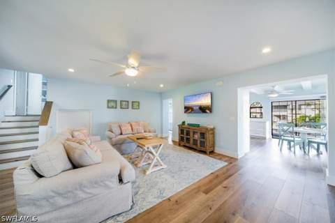 1283 Grand Canal Dr, Naples FL - photo 6 of 34