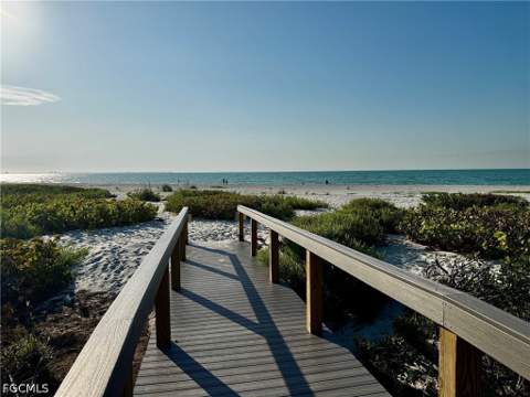 805 E Gulf Dr B4, Sanibel FL - photo 21 of 23