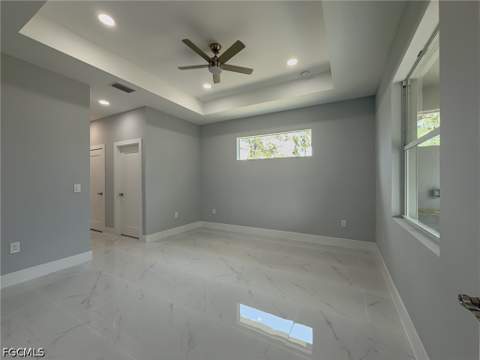 438 Raymer St, Lehigh Acres FL - photo 12 of 36