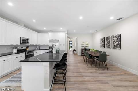 3032 Woodside Ave, Naples FL - photo 13 of 35