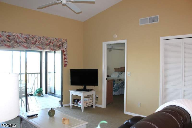 2 bedroom Condominium at 12191 Kelly Sands Way 1524, Manor, Fort Myers — photo 5