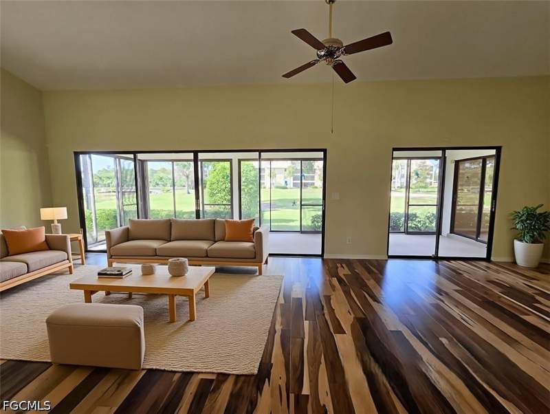 2 bedroom Attached at 13406 Tall Grass Ct, Tall Grass Village, Fort Myers — photo 2