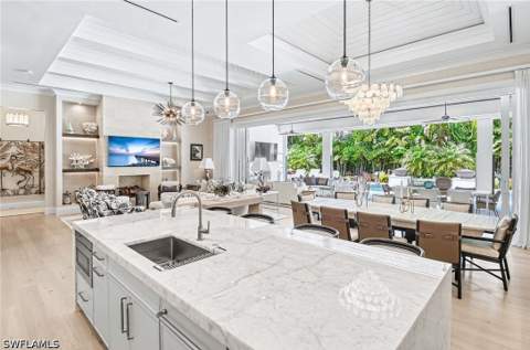 3003 Crayton Rd, Naples FL - photo 12 of 50