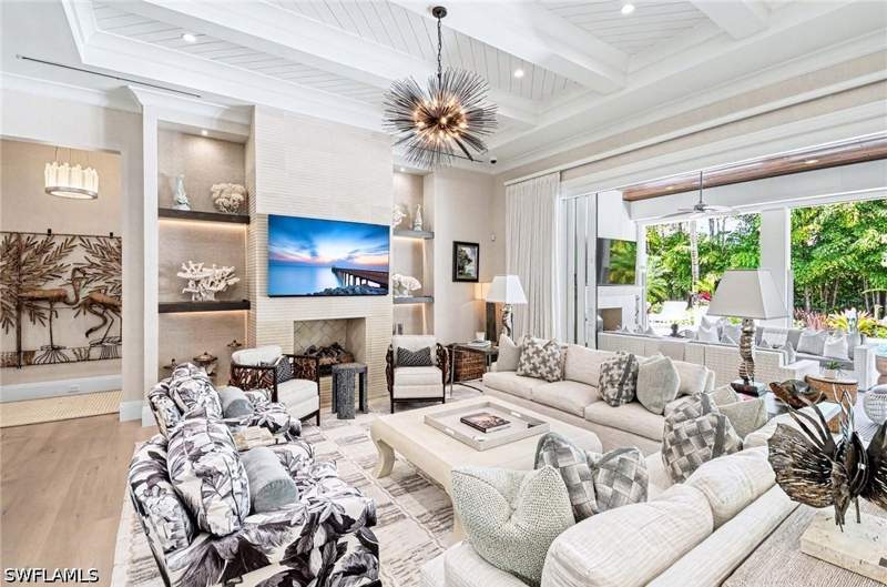 4 bedroom SingleFamilyResidence at 3003 Crayton Rd, Moorings, Naples — photo 5