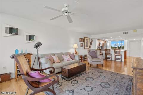 290 Naples Cove Dr 2602, Naples FL - photo 10 of 34
