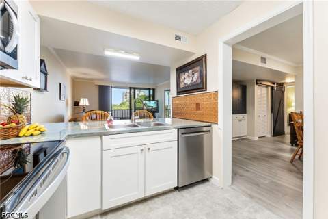 3490 N Key Dr 209, North Fort Myers FL - photo 10 of 32