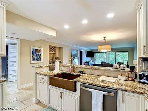 800 Misty Pines Cir 202, Naples FL - photo 12 of 40