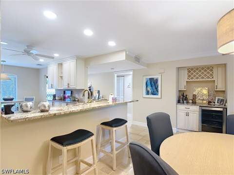 800 Misty Pines Cir 202, Naples FL - photo 13 of 40