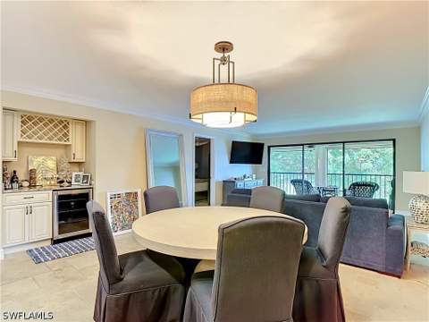 800 Misty Pines Cir 202, Naples FL - photo 15 of 40