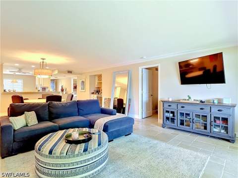 800 Misty Pines Cir 202, Naples FL - photo 18 of 40