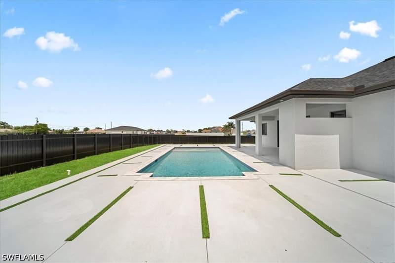 3 bedroom SingleFamilyResidence at 1925 NW 15th Ter, Cape Coral, Cape Coral — photo 2