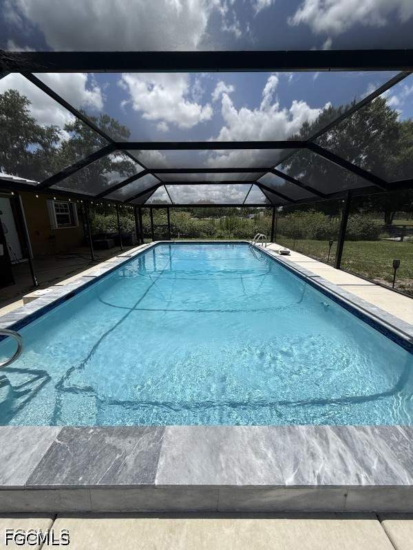 3 bedroom SingleFamilyResidence at 826 B Rd, Labelle Ranchettes, Labelle — photo 5