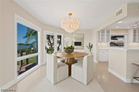 1301 Chesapeake Ave 1B, Naples FL - photo 7 of 41