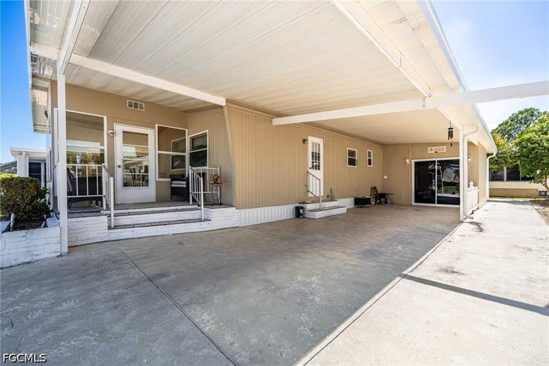 2 bedroom ManufacturedHome at 356 Nicklaus Blvd, Six Lakes Country Club, North Fort Myers — photo 3