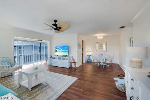 1610 Middle Gulf Dr F5, Sanibel FL - photo 7 of 34
