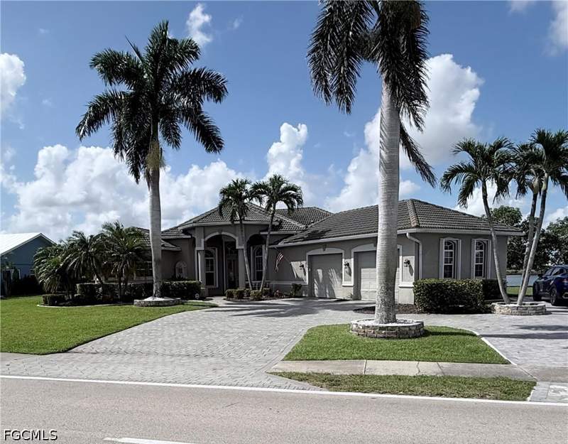 3 bedroom SingleFamilyResidence at 1028 Hancock Bridge PKWY, CAPE CORAL, Cape Coral — photo 2