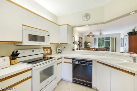 823 Tanbark Dr 103, Naples FL - photo 15 of 26