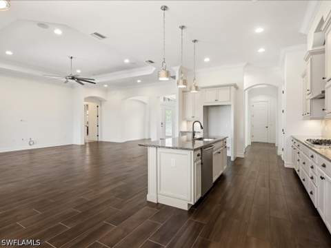 1546 Mockingbird Dr, Naples FL - photo 16 of 40