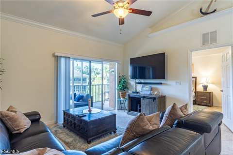 1102 Winding Pines Cir 206, Cape Coral FL - photo 11 of 33