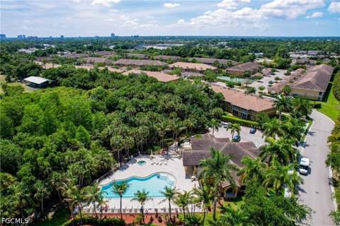 1102 Winding Pines Cir 206, Cape Coral FL - photo 9 of 33