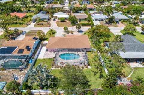 74 8th St, Bonita Springs FL - photo 7 of 30