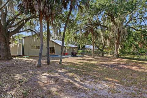 4022 E Sunflower Cir, Labelle FL - photo 22 of 26
