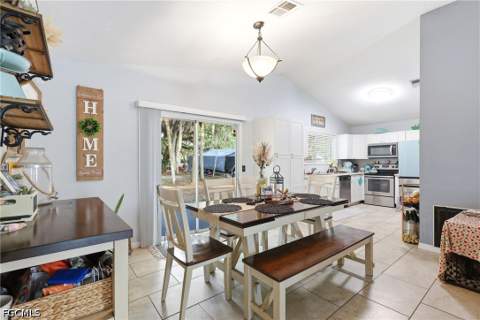 4022 E Sunflower Cir, Labelle FL - photo 9 of 26