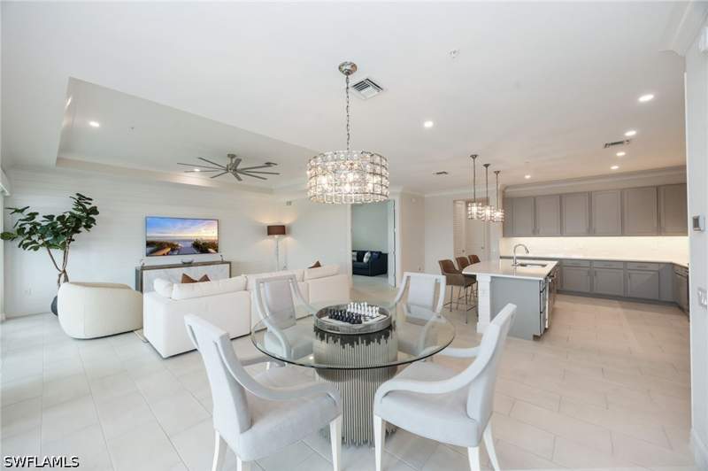 3 bedroom Condominium at 183 Indies Dr E 202, Antilles, Naples — photo 3