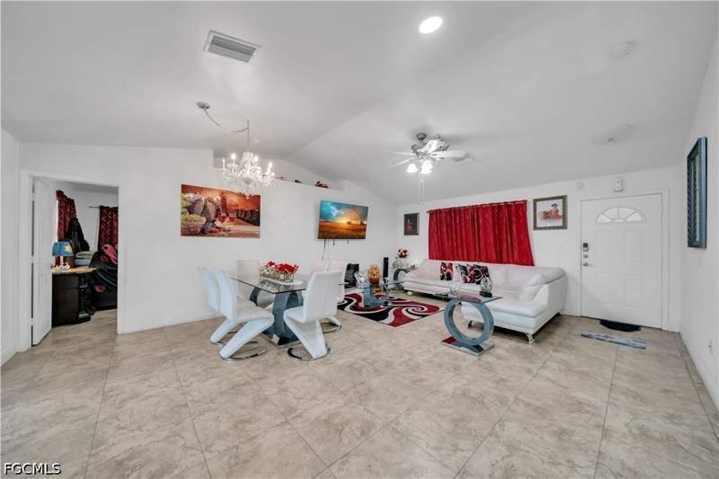 3 bedroom SingleFamilyResidence at 3009 30th St W, Lehigh Acres, Lehigh Acres — photo 2