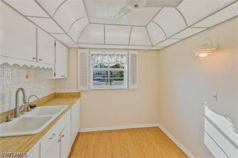 7008 Cedarhurst Dr, Fort Myers FL - photo 15 of 39