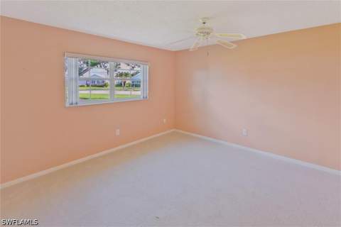 7008 Cedarhurst Dr, Fort Myers FL - photo 16 of 39