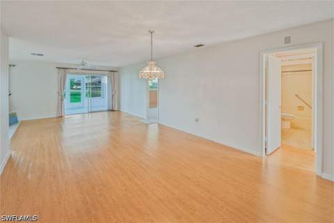 7008 Cedarhurst Dr, Fort Myers FL - photo 7 of 39