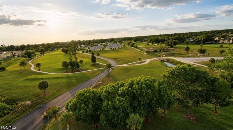 2 bedroom Townhouse at 102 E Greens Blvd, East Greens Land Condo, Lehigh Acres — photo 2
