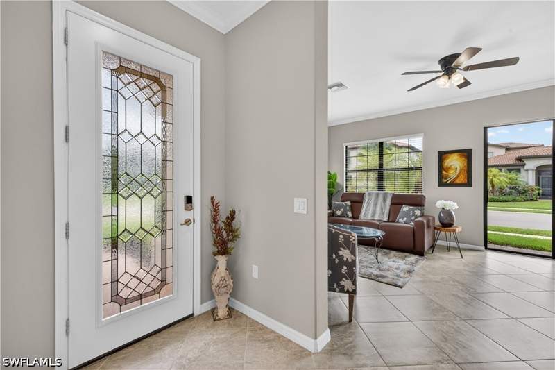 2 bedroom SingleFamilyResidence at 1170 Genovesa Ct, Artesia, Naples — photo 5