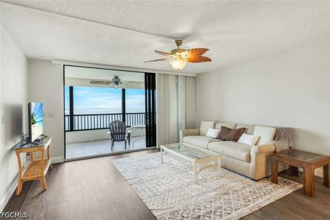 15011 Punta Rassa Rd 601, Fort Myers FL - photo 6 of 30