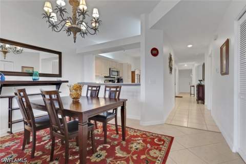 320 Robin Hood Cir 101, Naples FL - photo 11 of 36
