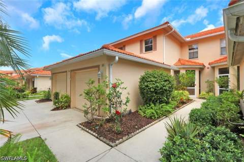 320 Robin Hood Cir 101, Naples FL - photo 24 of 36