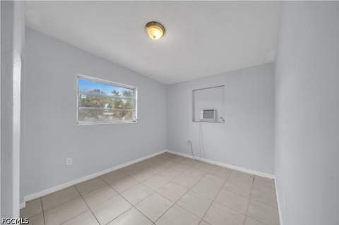 1527 Gardenia Ave, Fort Myers FL - photo 12 of 29