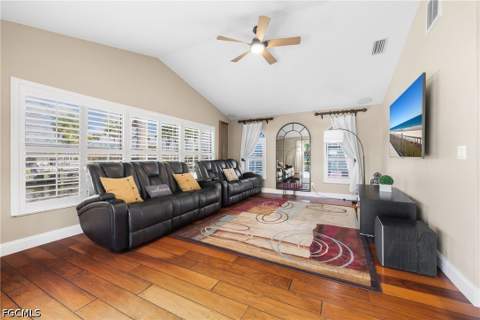 1412 Windsor Ct, Cape Coral FL - photo 11 of 45