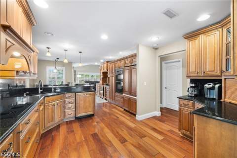 1412 Windsor Ct, Cape Coral FL - photo 7 of 45