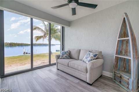 898 Buttonwood Dr 105, Fort Myers Beach FL - photo 15 of 34