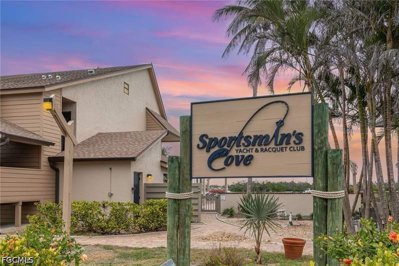 1 bedroom Condominium at 898 Buttonwood Dr 105, Sportsmans Cove Yacht & Racquet Club, Fort Myers Beach — photo 2