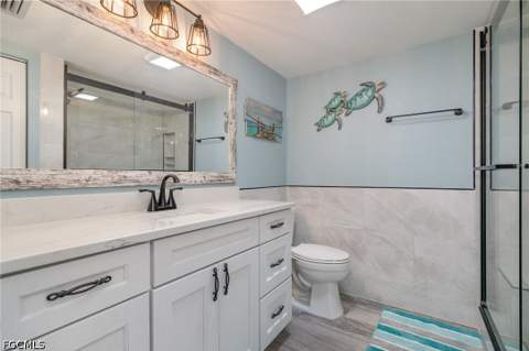 898 Buttonwood Dr 105, Fort Myers Beach FL - photo 21 of 34