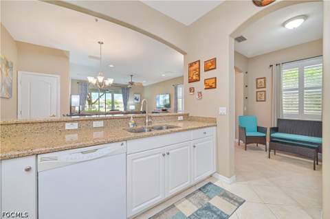 3231 Cottonwood Bend 306, Fort Myers FL - photo 18 of 34